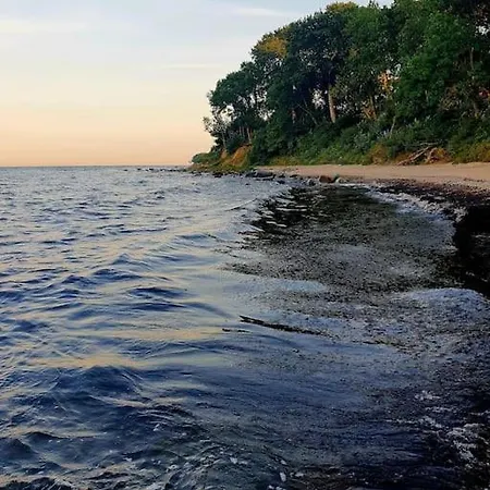 Inselhuus Windkieker 度假居 *